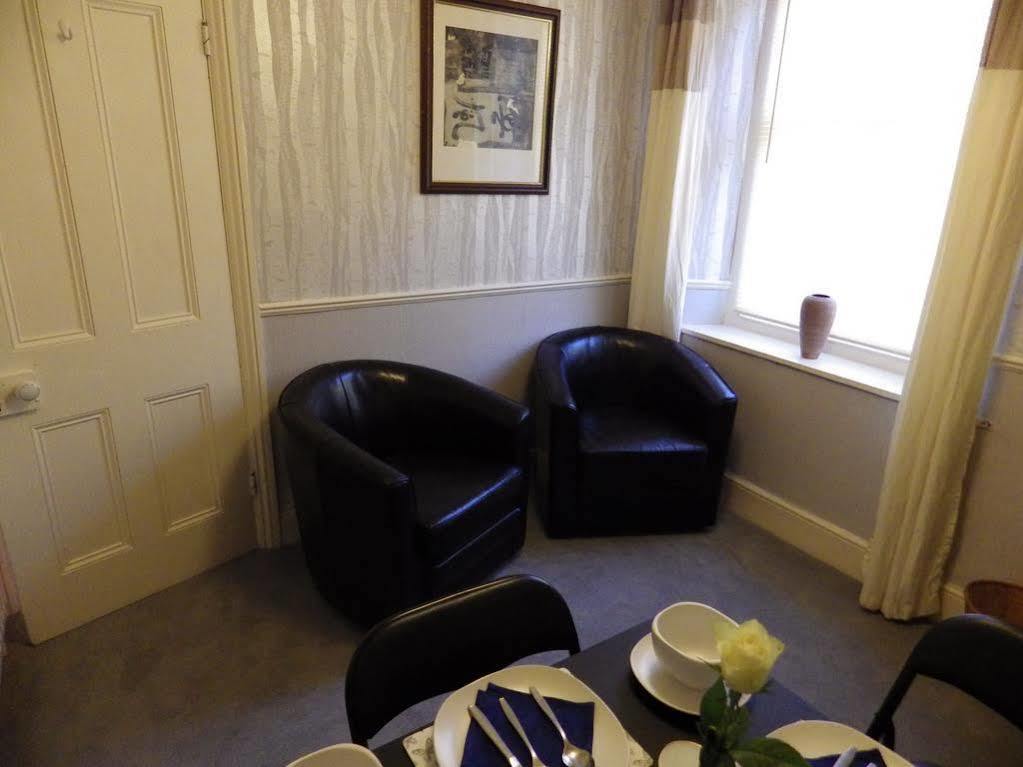 Ryvington Apartments アバーガベニー エクステリア 写真